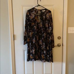 Umgee Fall Color Tunic with Flutter & Keyhole